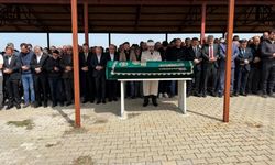 Okuldaki Saldırıda Hayatını Kaybeden Yusuf Tarık Gül Gözyaşlarıyla Uğurlandı