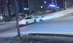 Otomobil Motosikletliye Çarpıp Kaçtı