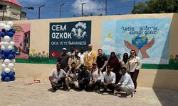 Savaş Kamplarından 100 Kız Çocuğu Kurtardı