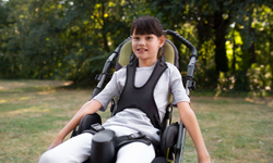 Serebral Palsi’de terapi evde de devam etmeli!