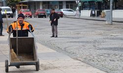 Temizlik işçisinden örnek davranış: 150 bin TL’lik altını sahibine ulaştırdı