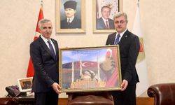 Vali Ünlüer, MHP İl Yönetimini Makamında Ağırladı