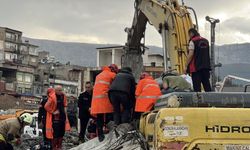 Yıkım Sırasında Kaza! Operatör Enkaz Altında Kaldı: 1 Yaralı