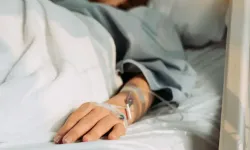 Arefe Günü Hastaneler, Sağlık Ocakları Ve Eczaneler Açık Mı?