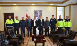 Afşin’de Trafik Kurallarına Uyan Örnek Sürücüler Ödüllendirildi