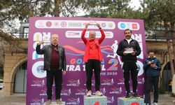 Afşinli Atlet Sıtkı Gönen’den Çifte Başarı: Kapadokya’da Zirve, Konya’da Plaket