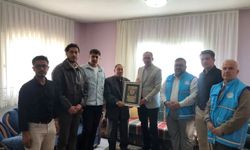 “Büyüklerimize Vefa Zamanı” Projesi Kapsamında Emekli İmam Hatibe Ziyaret