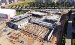 Kahramanmaraş’ın Yeni Nesil Gençlik ve Spor Kompleksi Hızla Yükseliyor