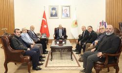Vali Ünlüer, Erenler Kültür ve Dayanışma Derneği Heyetini Ağırladı
