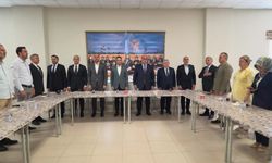 AK Parti’den Erenler Kültür Derneği Aşure Programına Katılım
