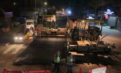 Büyükşehir Belediyesi Asfalt Mesaisini Gece Gündüz Sürdürüyor