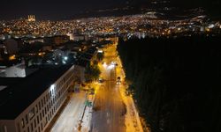 Büyükşehir’den Girne Caddesi’nde Gece Asfalt Mesaisi