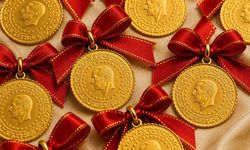 Gözler yeni haftaya çevrildi! Altına yüklenen yatırımcıları sarsacak kritik uyarı