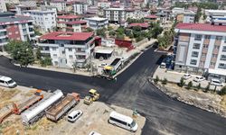 Büyükşehir, Dulkadiroğlu’nda Asfalt Mesaisini Kesintisiz Sürdürüyor