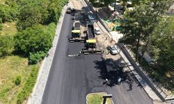 Büyükşehir, Dulkadiroğlu Pınarbaşı Caddesi’nde Asfalt Mesaisine Başladı