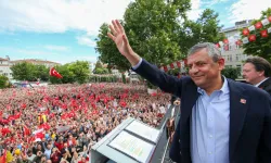 SONAR Anketi: Özgür Özel’in Yeni Partisi İlk Sırada mı? Oy Oranları Açıklandı