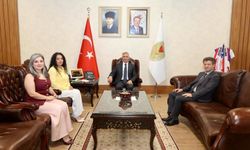 Vali Ünlüer, Akademisyen ve Eğitimcileri Makamında Ağırladı