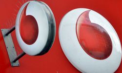 Fransız Milyarder Xavier Niel, Vodafone'un En Büyük Hissedarı Oldu! 6 Milyar Dolarlık Dev Anlaşma