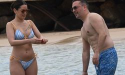 Oğuzhan Koç ve Hazal Subaşı Çeşme'de Romantik Tatilde! El Ele Denize Girdiler