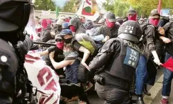 AfD’nin kurultay tarihi Almanya’yı karıştırdı