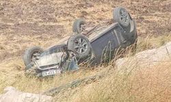 Virajı Alamayan Sürücü Tarlaya Uçtu