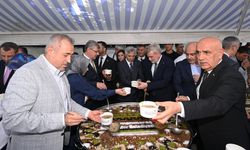 Büyükşehir, Binlerce Vatandaşı Aşure Bereketinde Buluşturdu