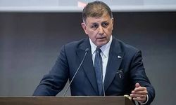 Cemil Tugay AK Parti'ye mi Geçiyor? Yeni Parti'den İlk Açıklama Geldi