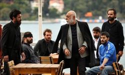 Yeraltı'nın Don Çiçi'si Muhammed Cangören Muhabirlere Tepki Gösterdi! Cihangir'deki Görüntüler Gündem Oldu