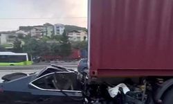 Tırın Altına Giren Otomobilde Can Pazarı: Baba ve Oğul Hayatını Kaybetti
