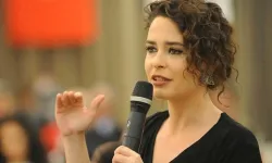 Pelin Batu, Yıllar Sonra 6 Şubat Paylaşımı İçin Özür Diledi