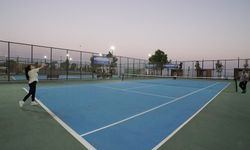 Büyükşehir’in Ödüllü Turnuvasında 180 Sporcu Şampiyonluk İçin Ter Döküyor