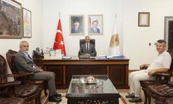 Valisi Ünlüer’e Yoğun Ziyaret Trafiği