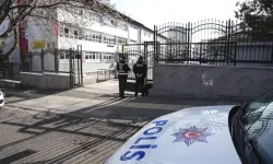 81 İlde Yeni Dönem! Okullara 30 Bin Güvenlik Görevlisi Alınacak