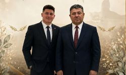 AK Partili başkanın düğün davetiyesi olay oldu