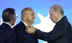 AKP’nin 25 Yıllık İktidarına Sert Eleştiri: “Anlatacak Hikâyesi Kalmadı”