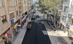 Büyükşehir, Dulkadiroğlu’nda Sokak Sokak Asfalt Mesaisini Sürdürüyor
