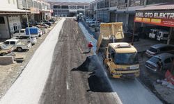 Büyükşehir, Yeni Sanayi Sitesi’nde 3 Kilometrelik Yolu Asfaltla Buluşturdu