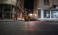 Büyükşehir, Dulkadiroğlu Yenişehir’de Yolları Yeniliyor