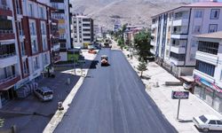 Elbistan’ın Caddeleri Büyükşehir Yatırımlarıyla Yenileniyor