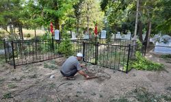 Büyükşehir’den Elbistan’daki Mezarlıklara Titiz Bakım