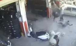 Gaziantep’te Saniyeler İçinde Oldu! Lastik Bomba Gibi Patladı, İşçi Savruldu
