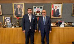 Vahit Kirişci, TÜGVA Kahramanmaraş İl Temsilcisi Hüseyin Zorlu’yu TBMM’de ağırladı