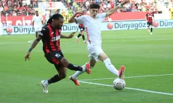 Alanyaspor deplasmanda kazandı! Çorum FK karşısında 2-1'lik galibiyet