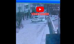 Afşin’de Kavşakta İki Otomobil Çarpıştı: 1 Yaralı