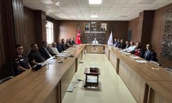 Afşin’de Okul Güvenliği Toplantısı Yapıldı: Yeni Dönem Öncesi Tedbirler Masada