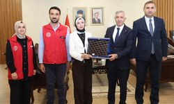 Ahilik Sancağı Vali Ünlüer’e Takdim Edildi