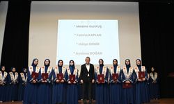 Başkan Görgel, 70 Hafızın Mezuniyet Sevincine Ortak Oldu
