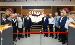 Kâbe Örtüleri ve Mukaddes Emanetler Ziyarete Açıldı
