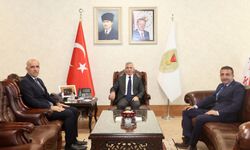 Kahramanmaraş Valiliğinde Ziyaret Trafiği Sürüyor