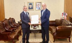 Vali Ünlüer, Görev Değişikliği Öncesi Emniyet Müdürü Hasan Yiğit'i Kabul Etti